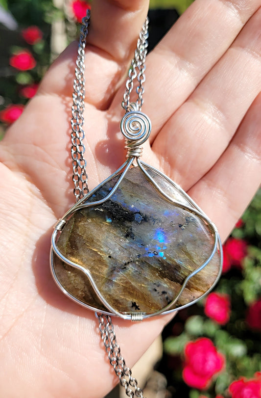 Labradorite Pendant